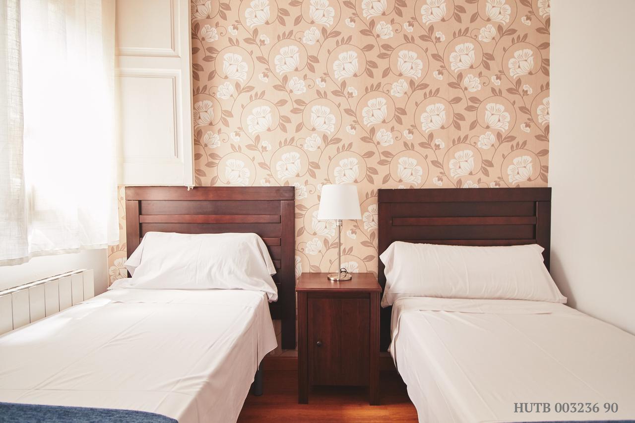 Alcam Rizal Apartment Барселона Екстериор снимка