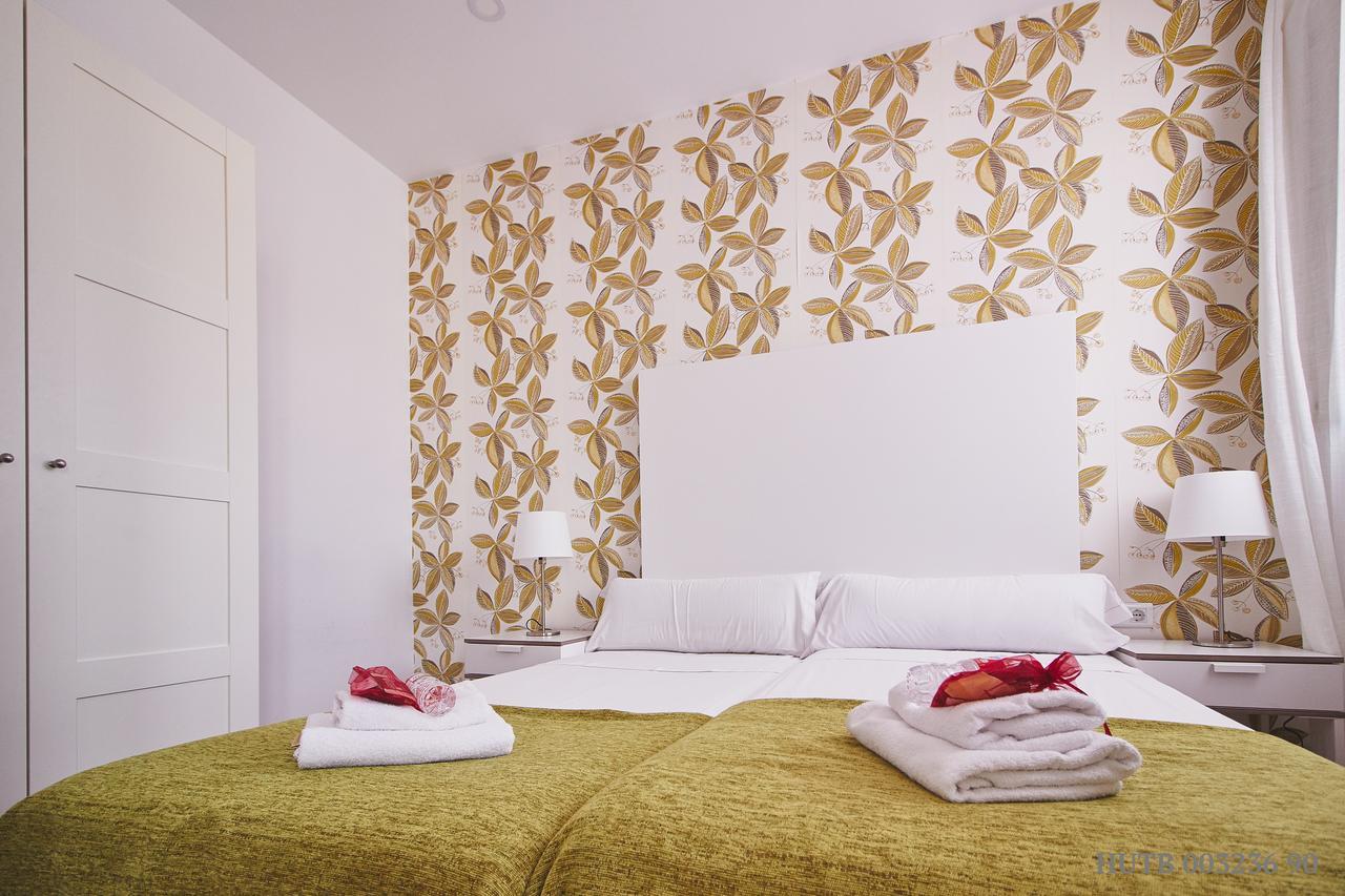 Alcam Rizal Apartment Барселона Екстериор снимка